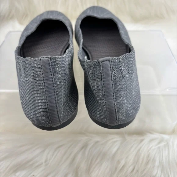 Skechers Women's Gray Flats - Picture 4 of 7